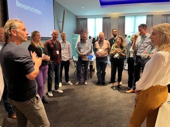 Gesprek tijdens bijeenkomst Bekostiging op 9 okt 2025